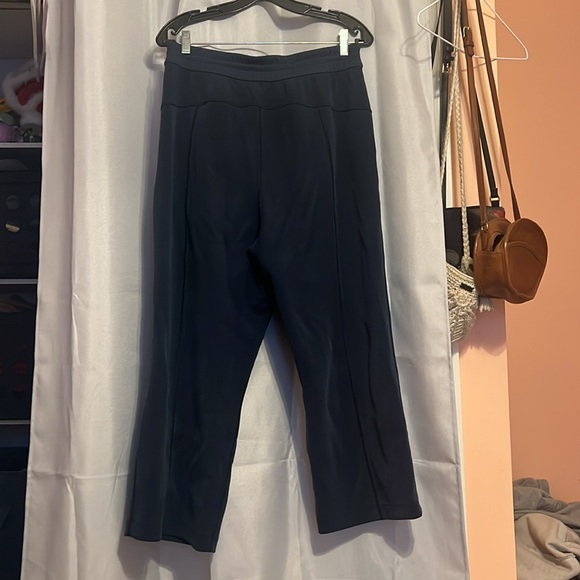 Size 12 Lululemon wide leg soft stream cropped pants. - Picture 3 of 3